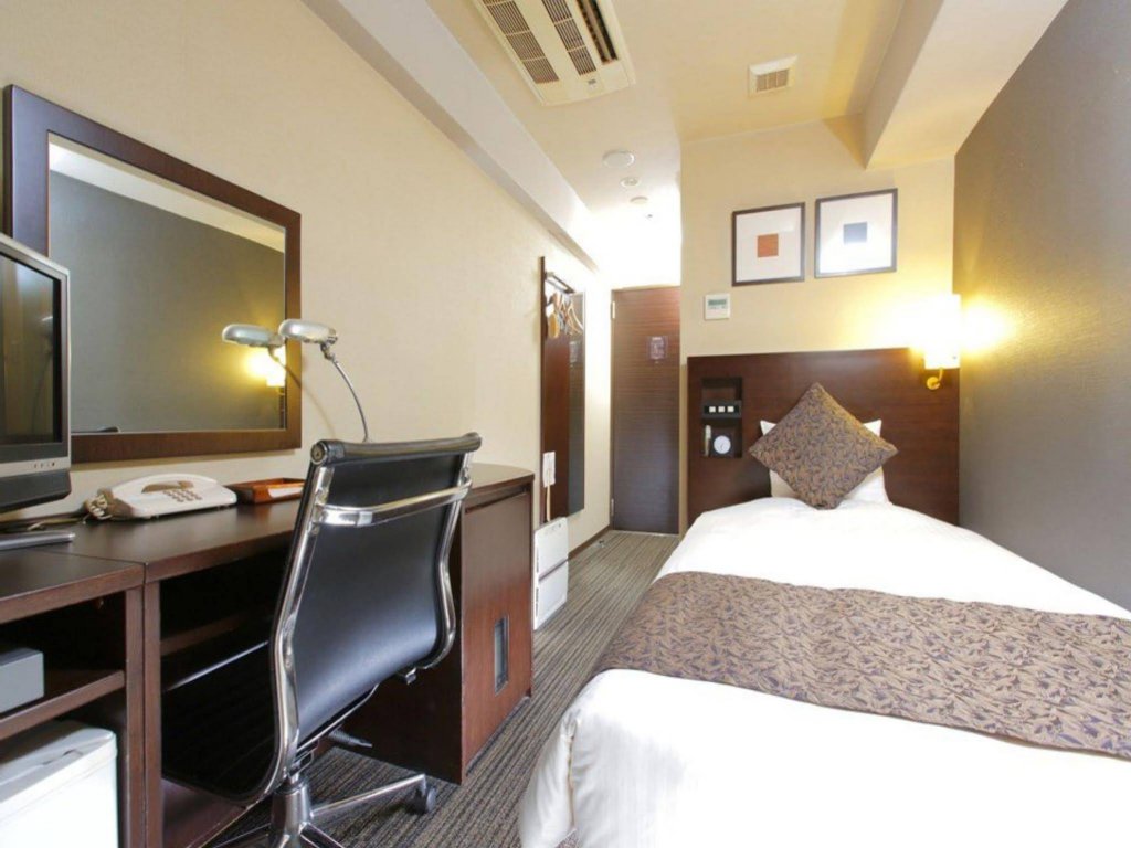 Фото Hotel MyStays Yokohama