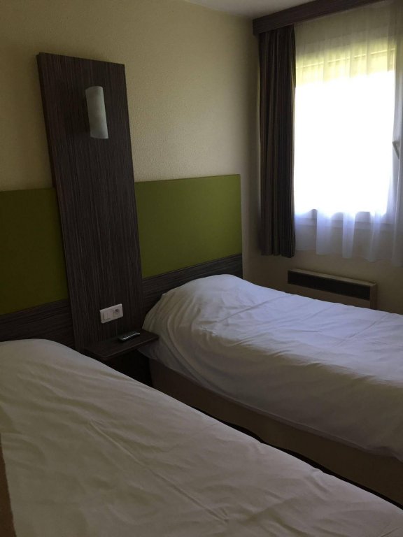 Фото Greet Chartres Est