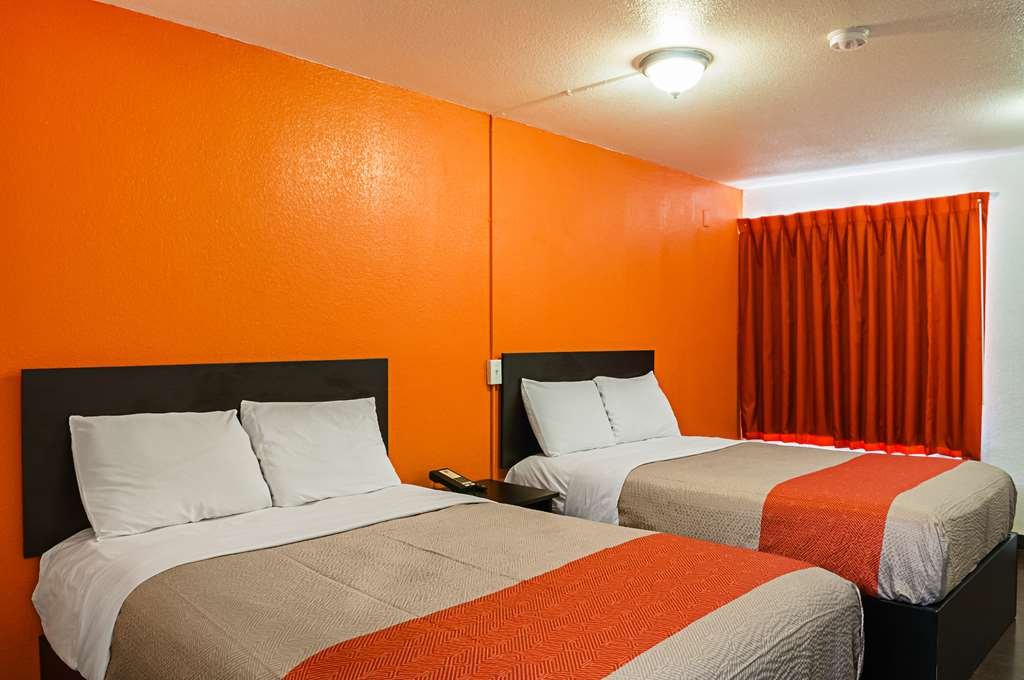 Фото Oyo Hotel Baton Rouge East I-12