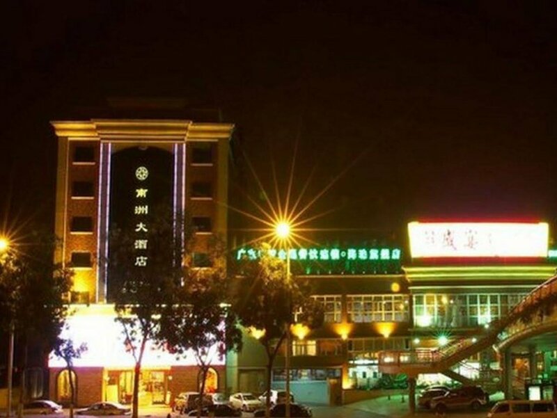 Гостиница Yimi Hotel Guangzhou Nanzhou Subway Station Pazhou International Exhibition Center Branch в Гуанчжоу