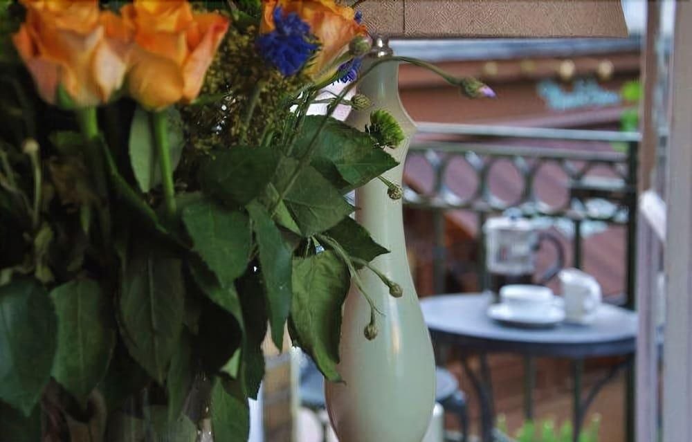 Фото Kings Boutique Hotel