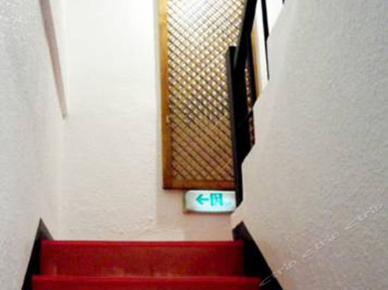 Фото K-Guesthouse Dongdaemun Premium 2