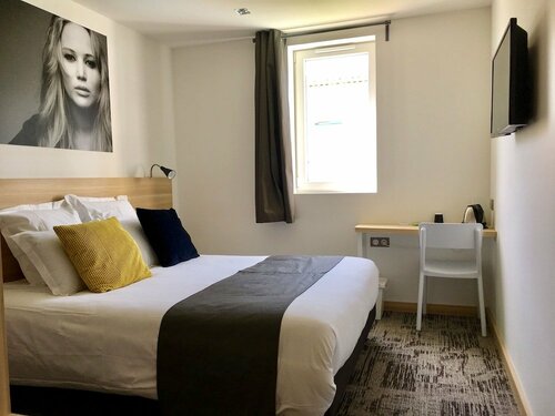 Гостиница Brit Hotel Martigues Nord