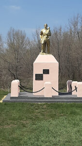 Памятник Неизвестному солдату (ул. Ленина, 31, хутор Крюков), памятник, мемориал в Ростовской области