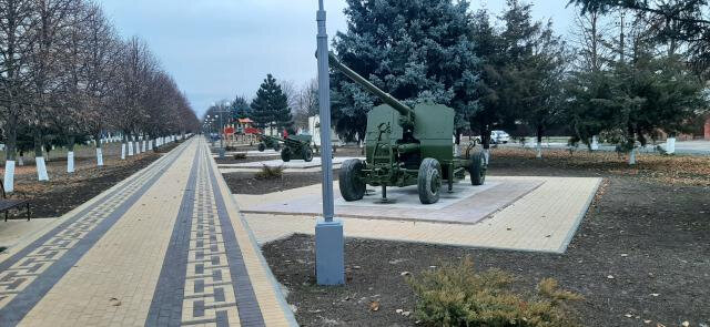 Monument to technology Аллея Славы, Krasnodar Krai, photo