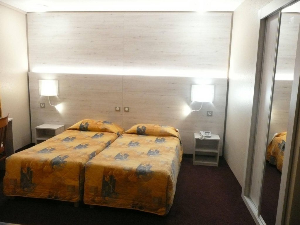 Фото Hôtel Saint Georges