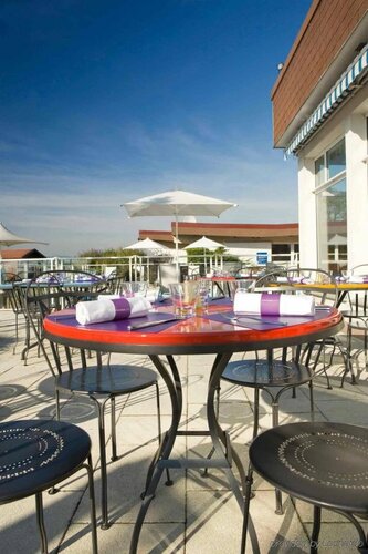 Внешний вид отеля Ibis Styles Colmar Nord в Кольмаре, фото 5