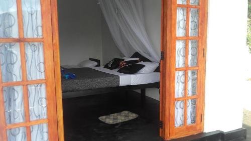 Фото Zircon Ella