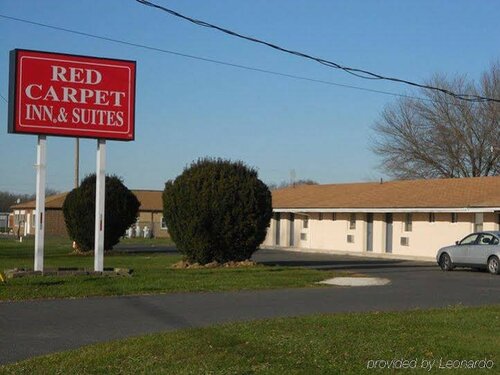Гостиница Red Carpet Inn and Suites