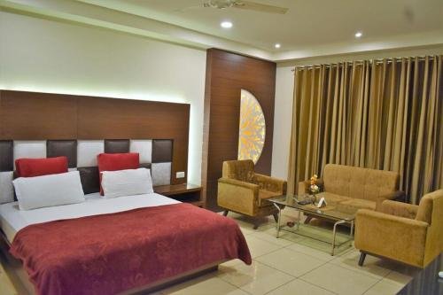 Фото Hotel Ashish Continental