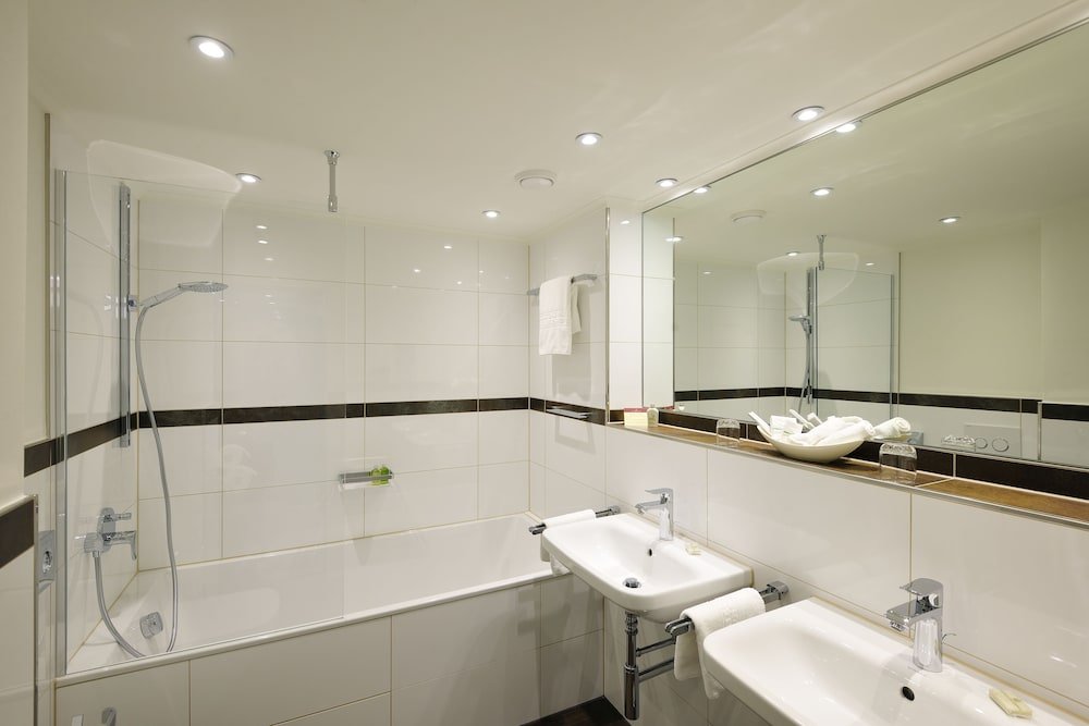 Фото Kastens Hotel Luisenhof