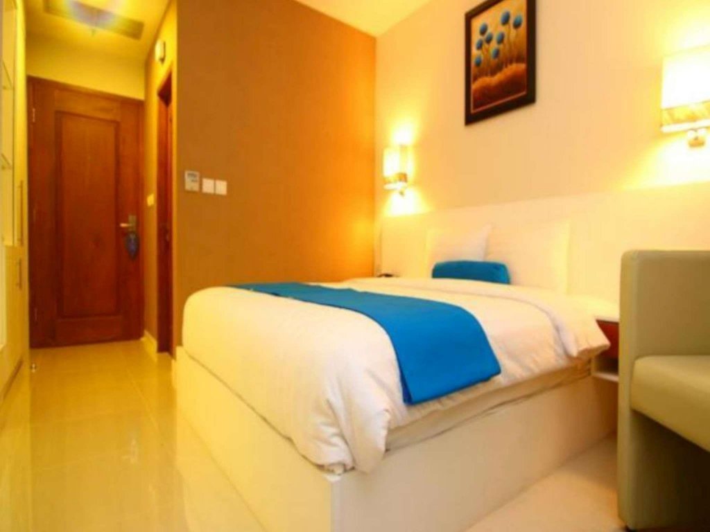 Фото The Falatehan Hotel