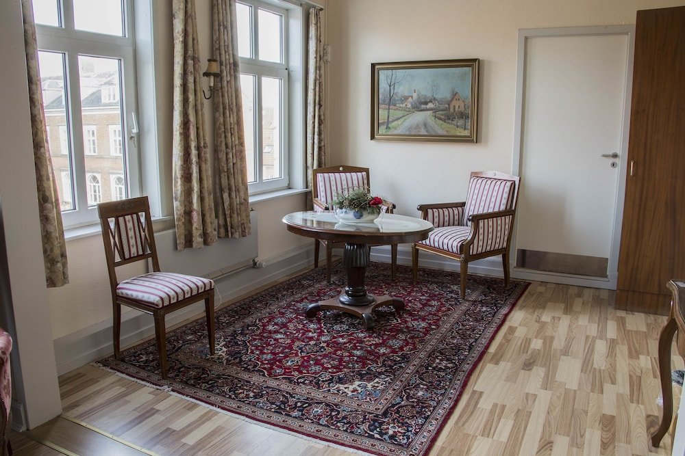 Фото Hotel Postgaarden