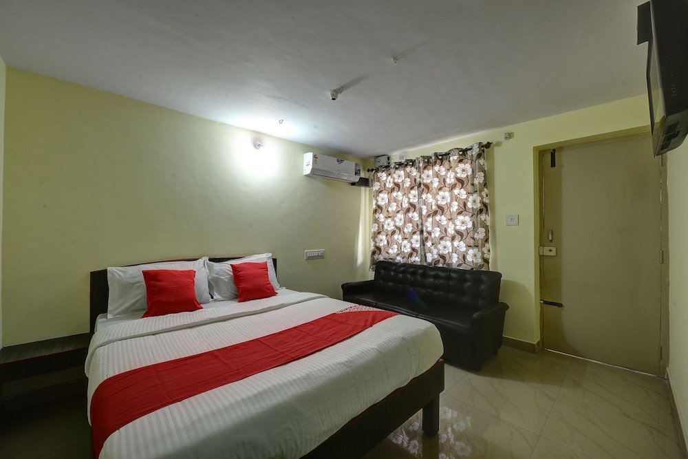 Фото Oyo 22499 Vishnu Residency