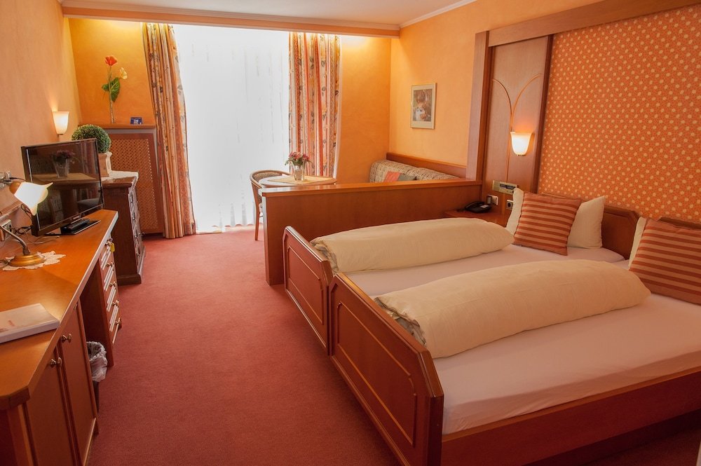 Фото Parkhotel Bad Faulenbach