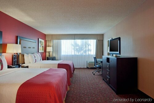 Гостиница Holiday Inn Palmdale-Lancaster, an Ihg Hotel в Палмдэйле