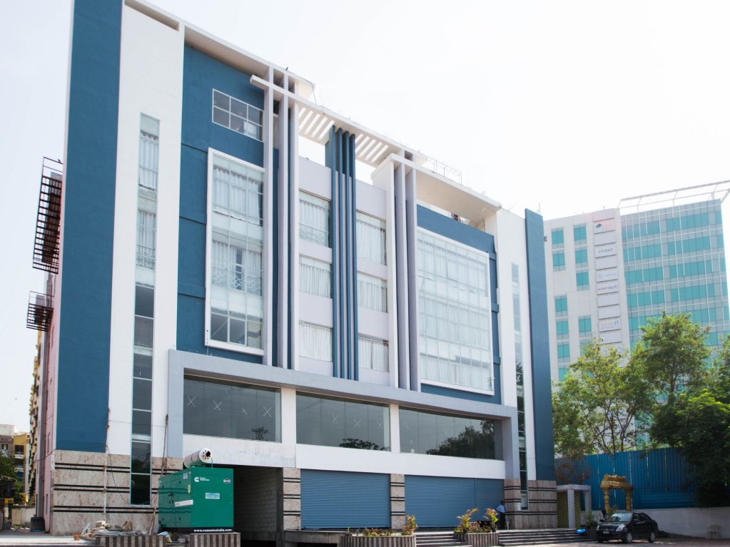 Фото отеля 1