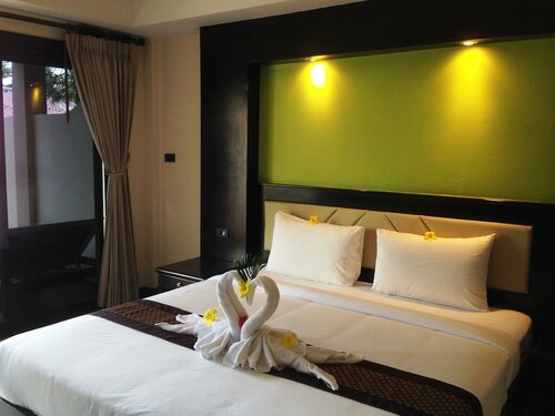 Гостиница Koh Chang Bailan Beach Resort