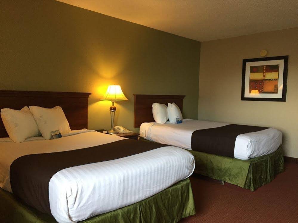 Фото Baymont by Wyndham Kokomo