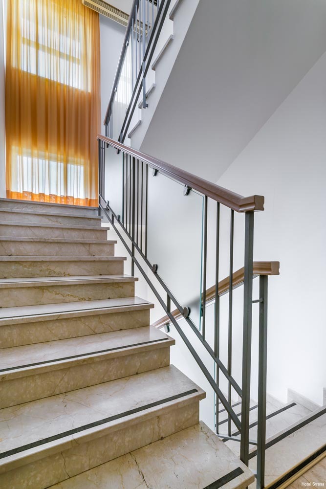 Фото Hotel Stresa