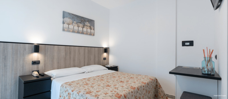 Фото Hotel Saint Tropez
