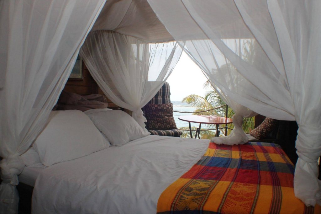 Фото Coral Reef Beach Aruba