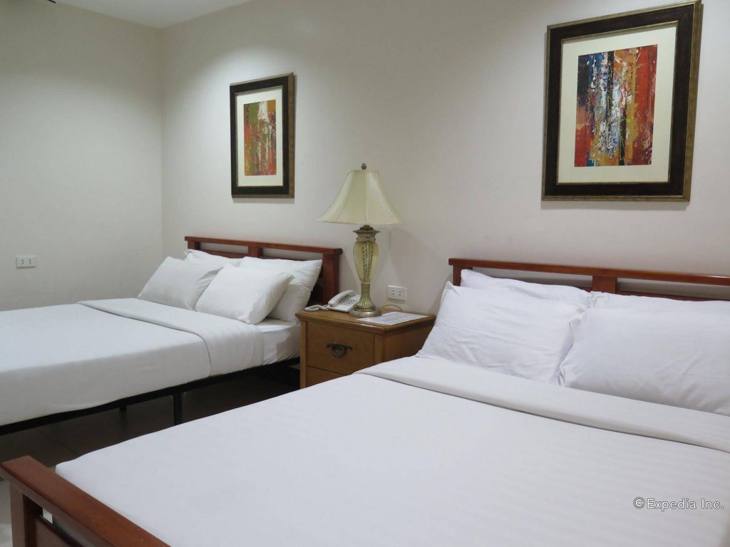 Фото Main Hotel & Suites