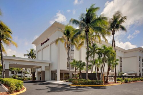 Гостиница Hampton Inn Naples Central в Нейплсе