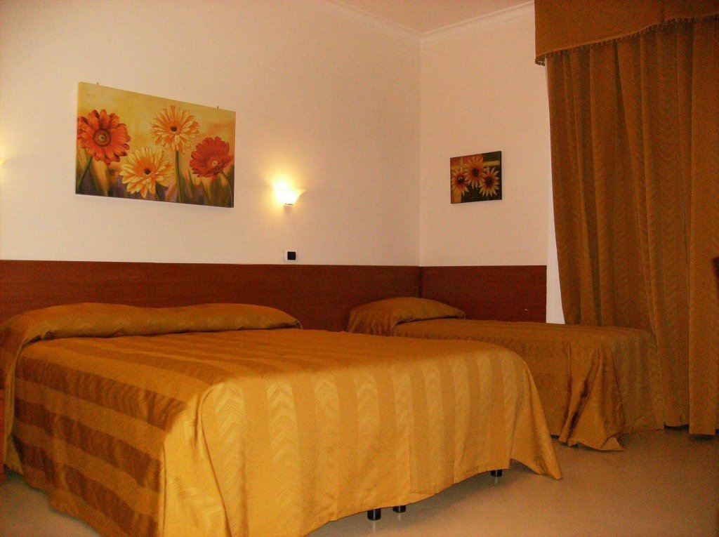 Фото Hotel Everest