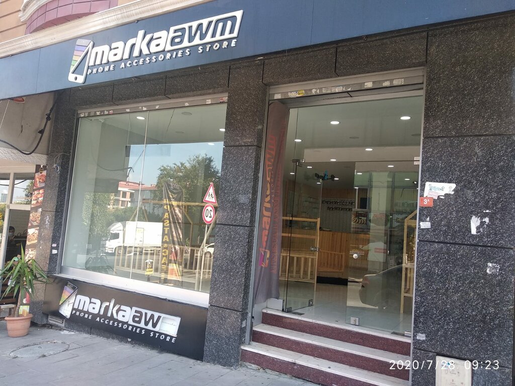 Marka Awm, cep telefonu ve aksesuarları satış mağazaları