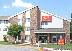 Гостиница Econo Lodge Kansas City Downtown North