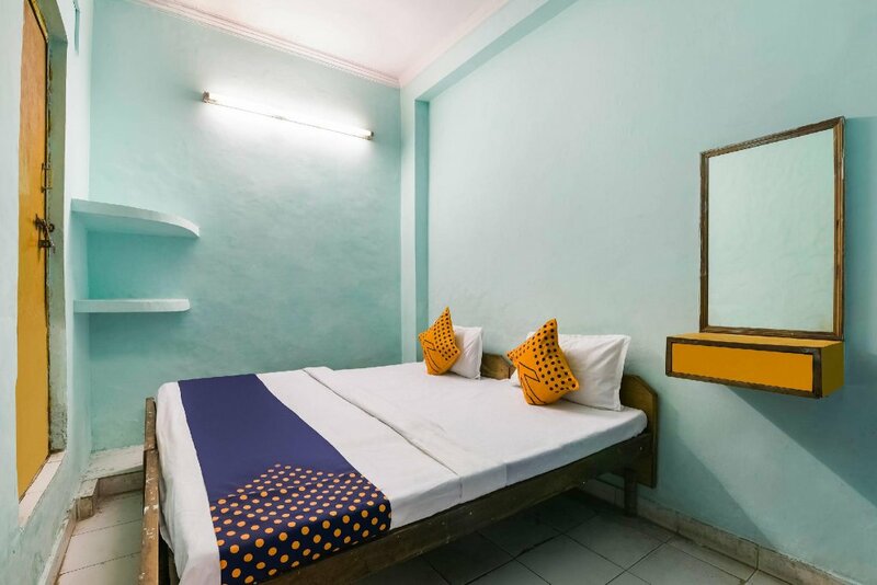 Гостиница Spot On 66546 Hotel Snow White в Лакхнау