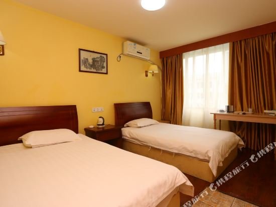 Фото Zhengfu Caotang Decent Inn