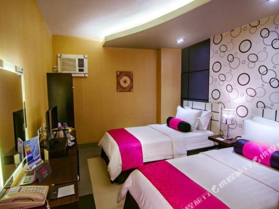 Фото Eloisa Royal Suites