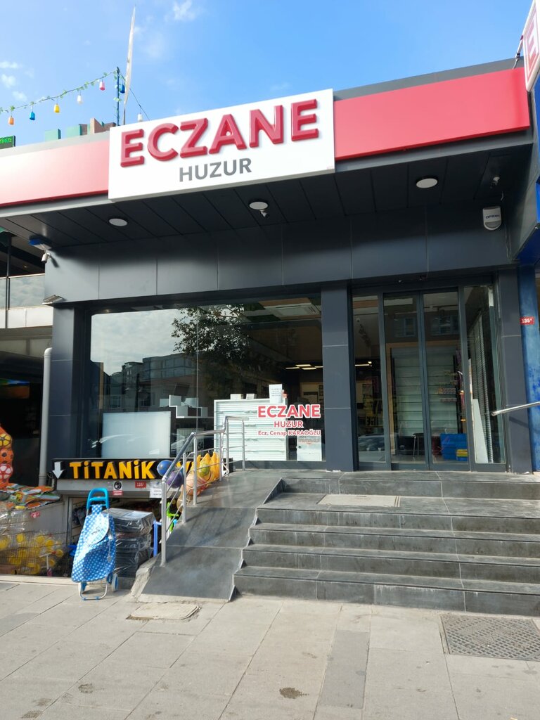 Huzur Eczanesi Eczaneler Turgut Ozal Cad No 135a Cekmekoy Istanbul Turkiye Yandex Haritalar