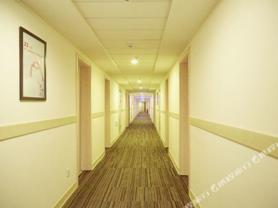 Фото Jinjiang Inn Linyi Fei County Lanse Gangwan