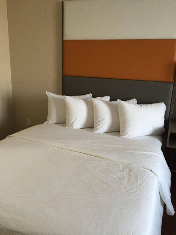 Фото Southfort Inn