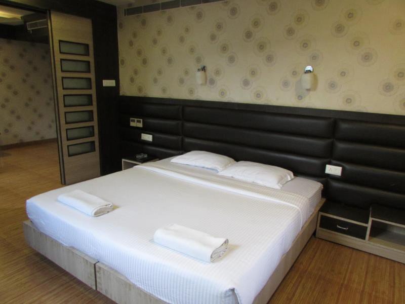 Фото Hotel Emerald