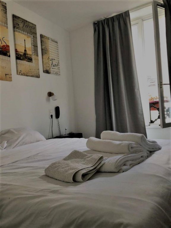 Фото Hôtel de Bordeaux