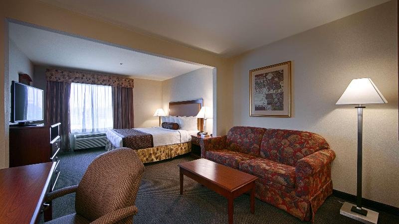 Фото Best Western Coyote Point Inn