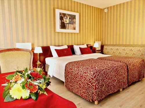 Гостиница Golden Tulip De' Medici Hotel в Брюгге