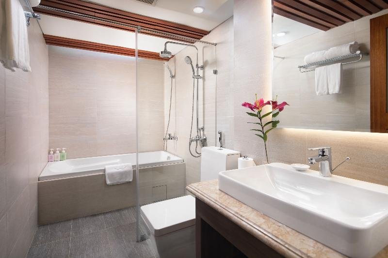 Фото Hai Bay Hotel
