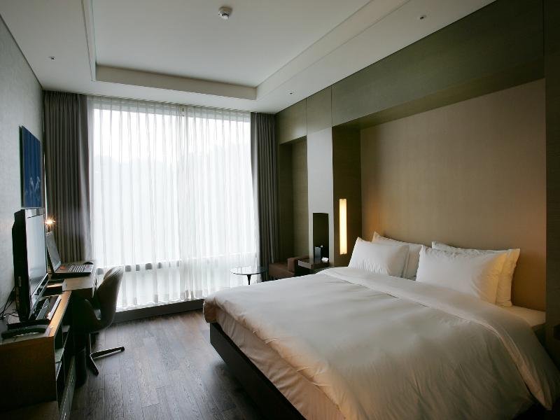 Фото Grand Mercure Ambassador Changwon