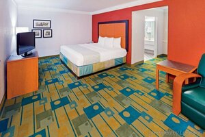 Гостиница Baymont by Wyndham Lubbock - Downtown Civic Center