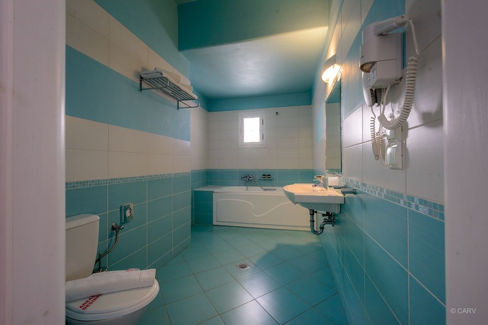 Фото Aspalathras White Hotel