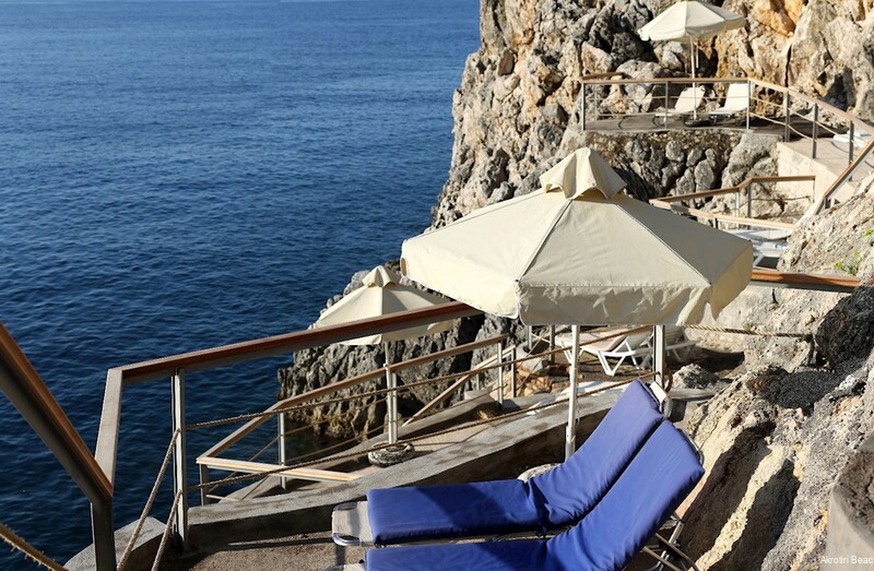 Фото Akrotiri Beach