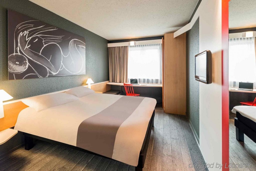 Фото отеля 3