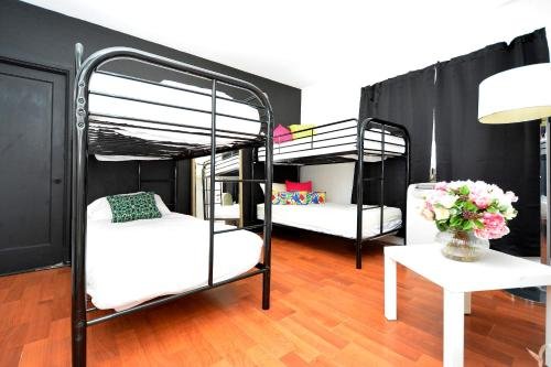 Фото South Beach Rooms and Hostel