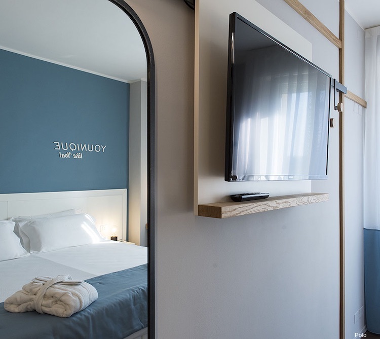 Фото Polo Younique Hotel