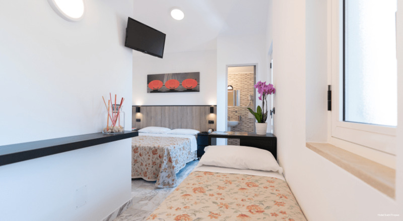 Фото Hotel Saint Tropez